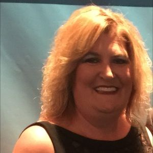 Meet your Posher, Deanna